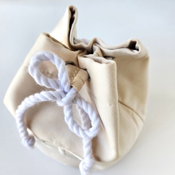 ✨ Authentic Dior Beauty Canvas Drawstring Bucket Pouch ✨ - Picture 4 of 9